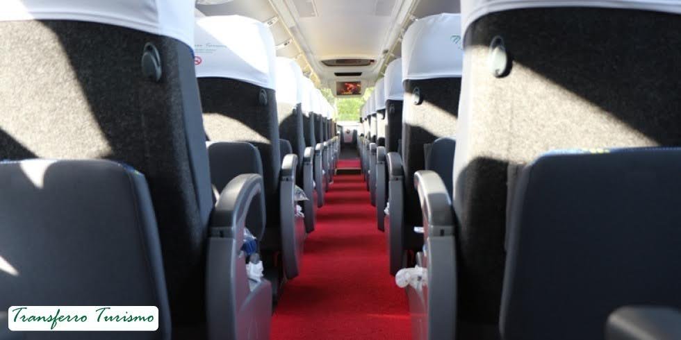 Transferro Turismo | Empresa de Fretamento de Ônibus no Espírito Santo Do Aeroporto ao Centro de Convenções: Logística de Transporte para Grandes Congressos